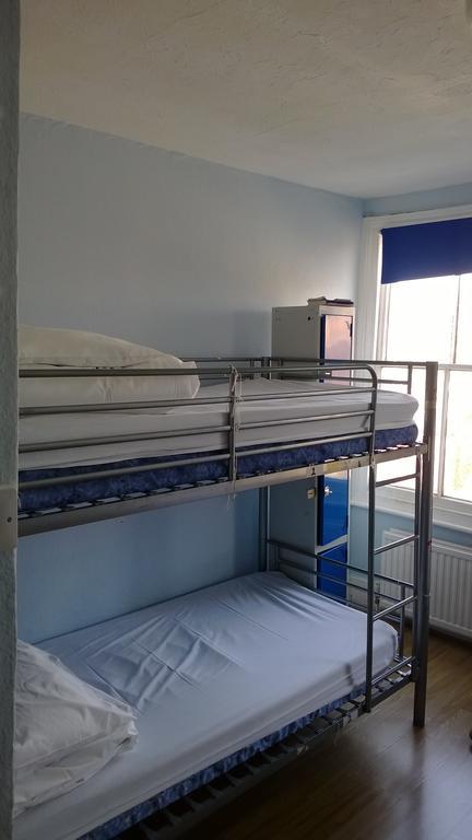 Queen Elizabeth Hostel London Room photo